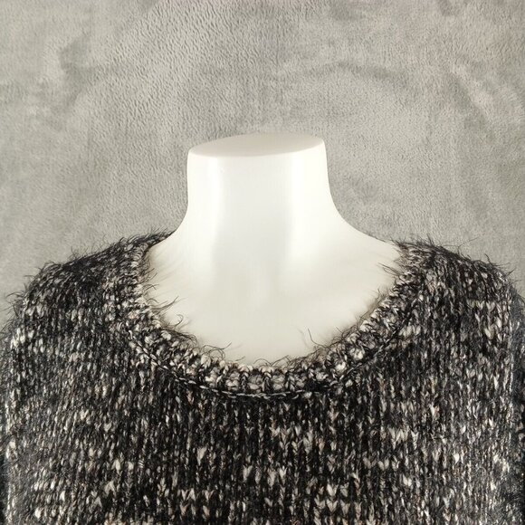 NWT STYLE&CO Soft Fuzzy Sweater XL(16-18) BLK/WHITE Metallic Crew Pullover - Picture 4 of 13